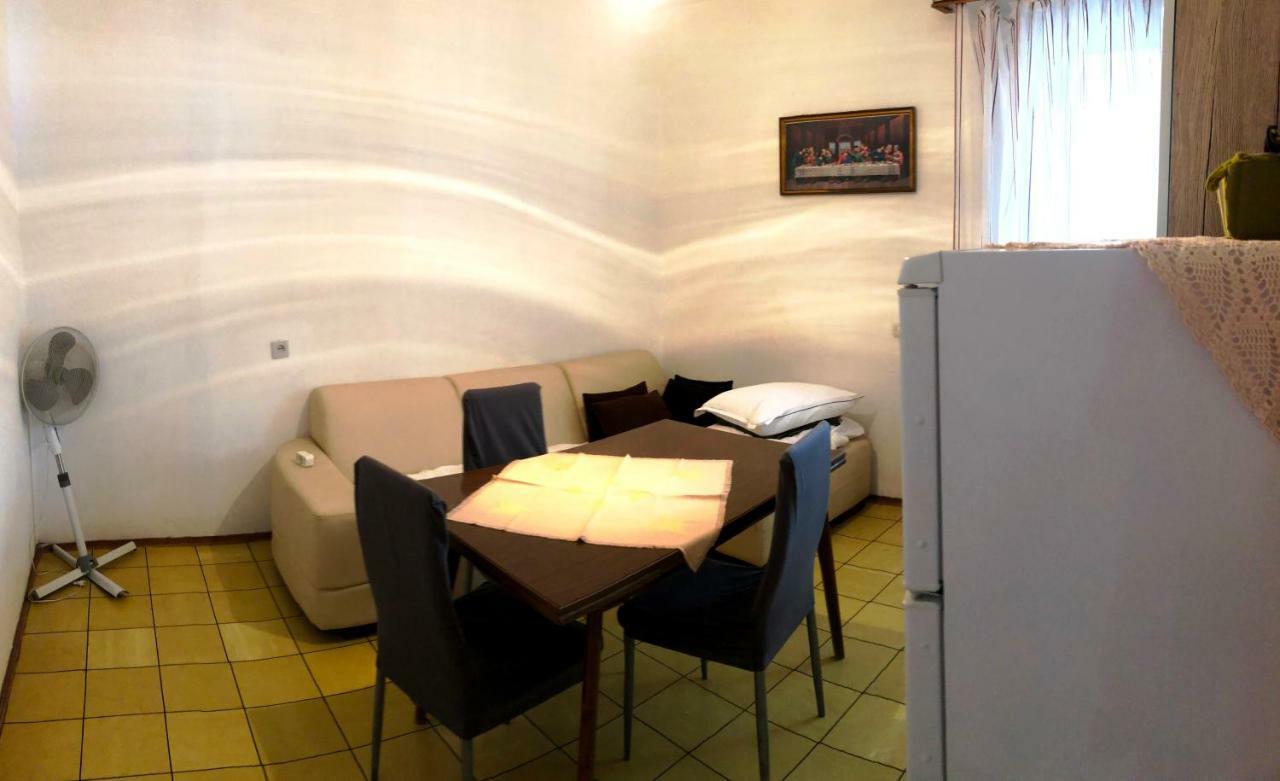 Apartmani Zorka Podstrana Kültér fotó